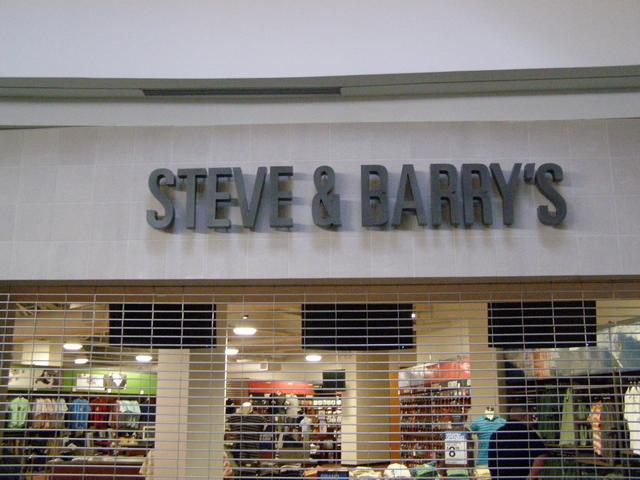 Steve & Barry's Channel letters, LED internal lighting Southland Mall, Hayward, California San Francisco Bay Area, Alameda County 19