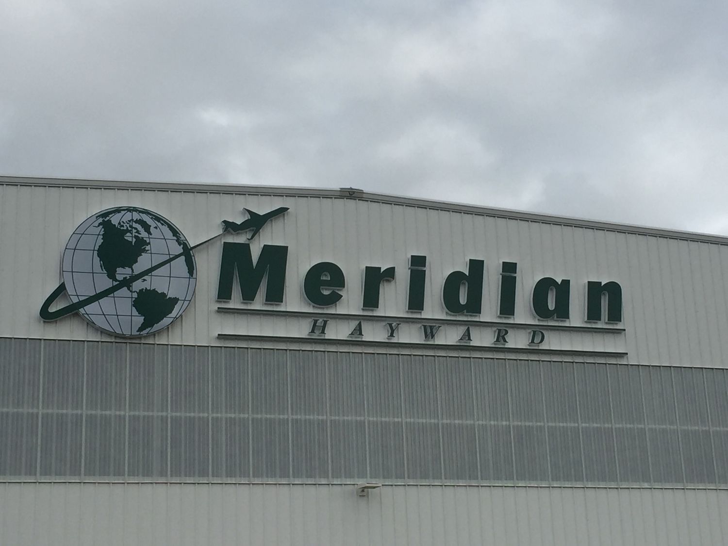 Channel letters, LED internal illumination, logo hand cut vinyl, and Acrylic faces in Hayward, CA. Alameda County dnsd_IMG_2847